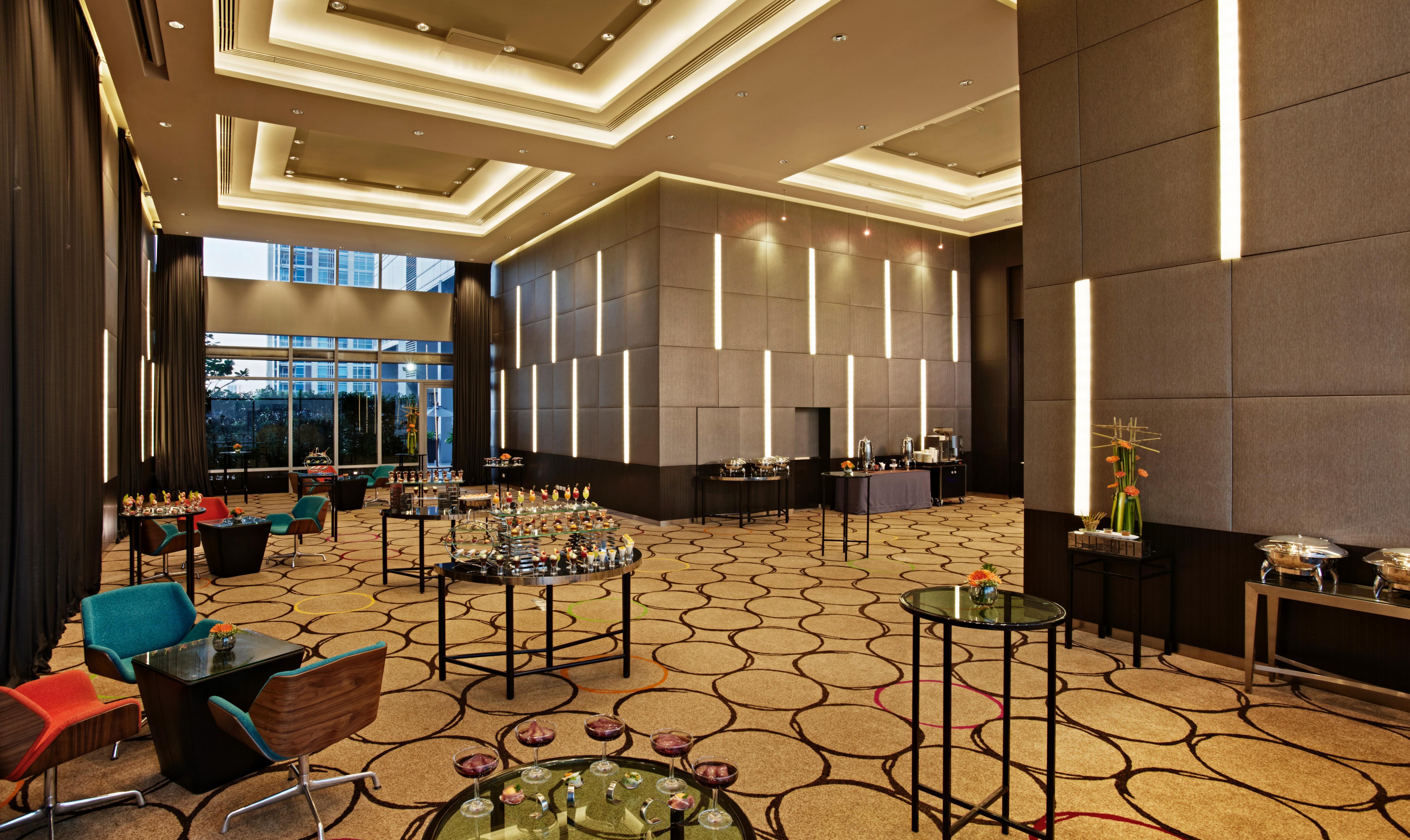 Novotel Bangkok Ploenchit Sukhumvit - SHA EXTRA PLUS Bagian luar foto