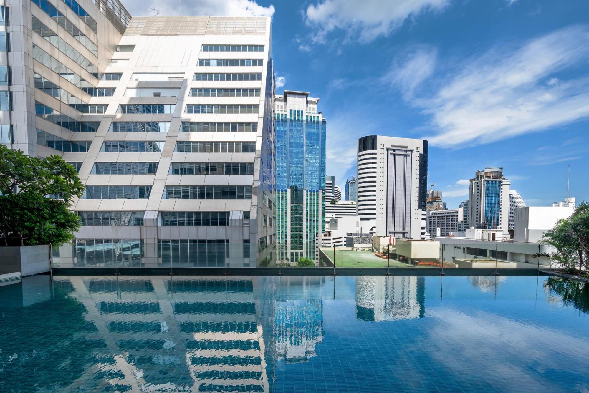 Novotel Bangkok Ploenchit Sukhumvit - SHA EXTRA PLUS Bagian luar foto